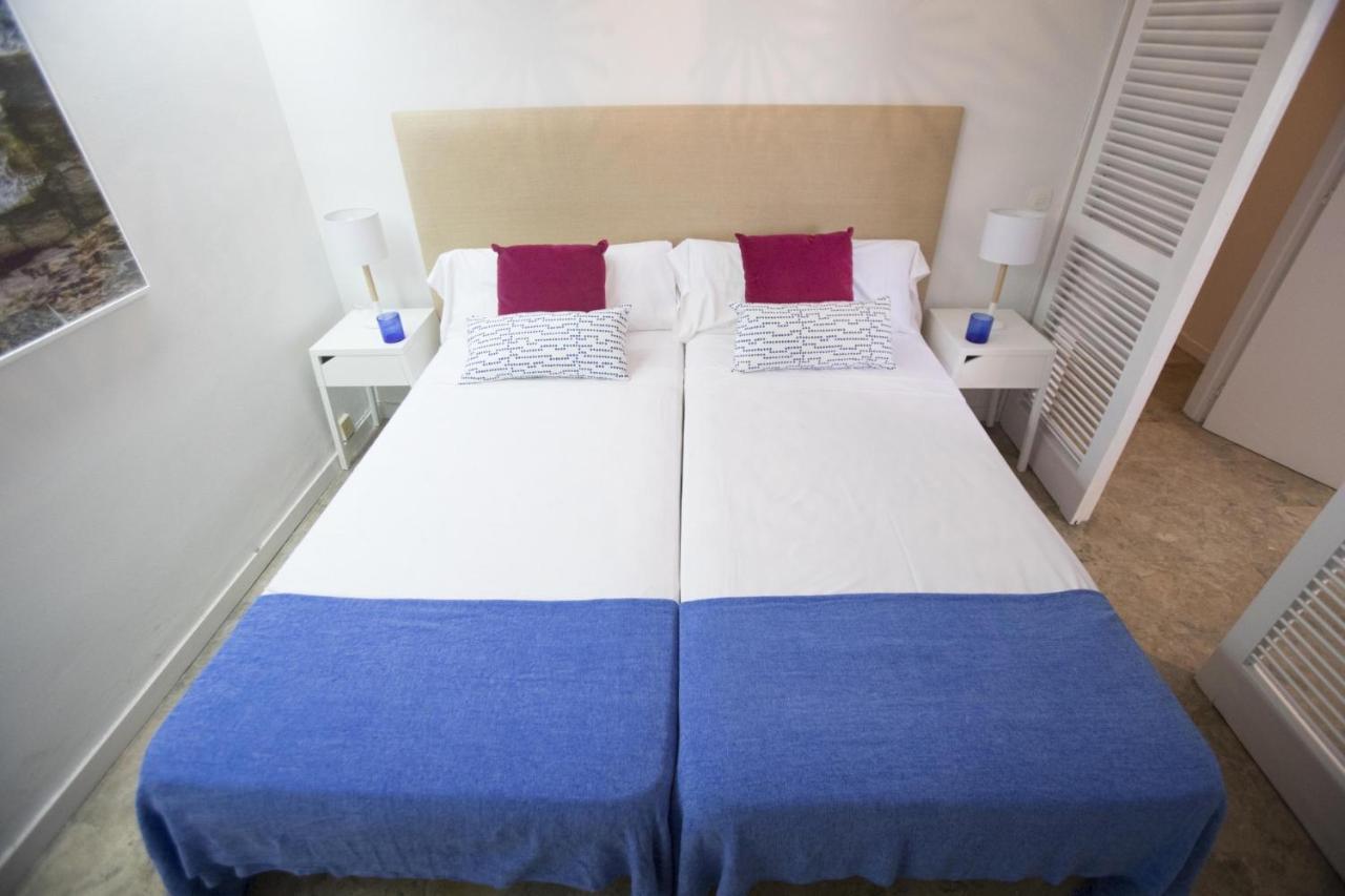 Centro Colon Apartment Мадрид Екстериор снимка