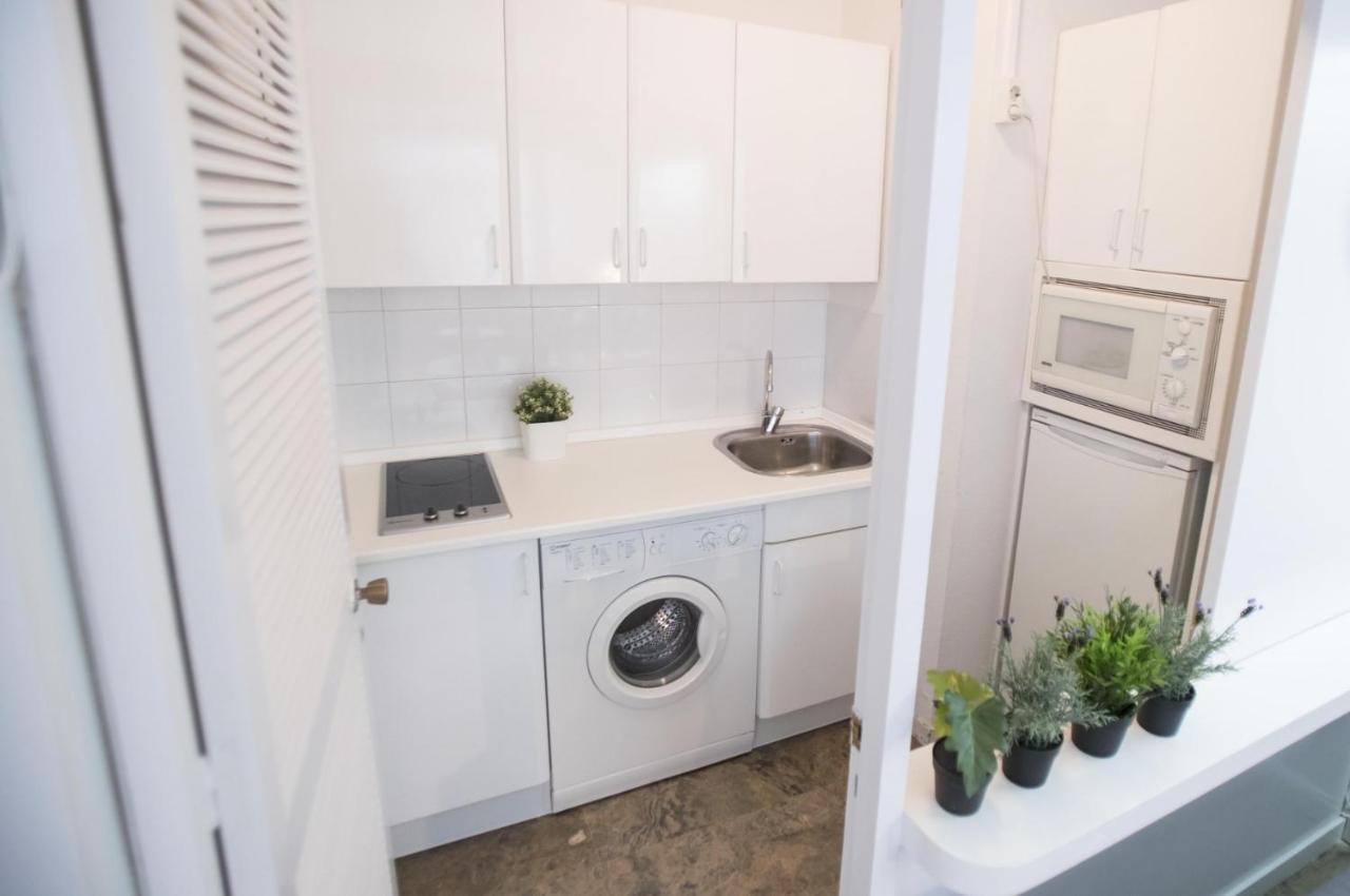 Centro Colon Apartment Мадрид Екстериор снимка